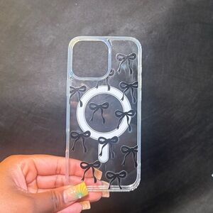 MagSafe Clear Black Bow Phone Case